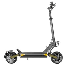 Load image into Gallery viewer, Bolzzen Riding Scooters Bolzzen Commando Class 4822D