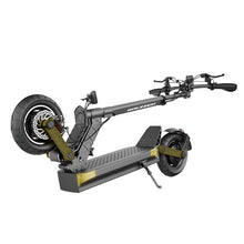 Load image into Gallery viewer, Bolzzen Riding Scooters Bolzzen Commando Class 4822D