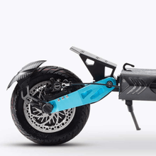 Load image into Gallery viewer, Bolzzen Riding Scooters Bolzzen Gladiator Dual-Motor 1000-1200W e-Scooter