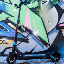 Load image into Gallery viewer, Bolzzen Riding Scooters [PRE-ORDER] Bolzzen Atom Lite 350W e-Scooter