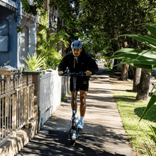 Load image into Gallery viewer, Bolzzen Riding Scooters [PRE-ORDER] Bolzzen Atom Lite 350W e-Scooter