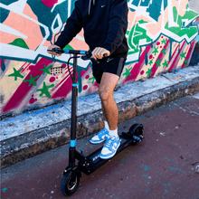 Load image into Gallery viewer, Bolzzen Riding Scooters [PRE-ORDER] Bolzzen Atom Pro 500W e-Scooter