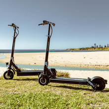 Load image into Gallery viewer, Bolzzen Riding Scooters [PRE-ORDER] Bolzzen Magneto e-Scooter