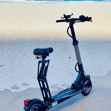 Load image into Gallery viewer, Machine Riding Scooters Machine X Transporter Comfort Seat